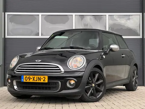 Mini Cooper 1.6 One Business Line Airco Navi Bluetooth