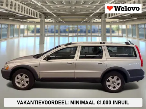 Volvo XC70 2.5 T Summum Schuifdak, leder, electr. verst. stoelen....