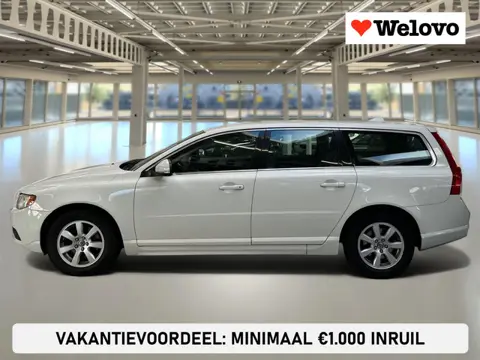 Volvo V70 1.6 T4 Limited Edition Rijklaar+garantie, navigatie, trekhaak..