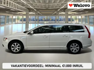 Volvo V70 1.6 T4 Limited Edition Rijklaar+garantie, navigatie, trekhaak..