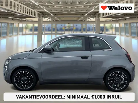 Fiat 500 La Prima 42 kWh PanoDak, Navigatie+Camera, Leder interieur...Soh 91.9%