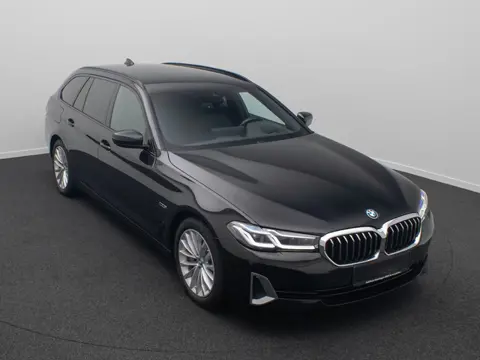 BMW 5 Serie Touring 530e LUXURY ** LASER, GEV. COMFORTST, MEMORY, HuD, H&K SOUND, 18-inch LMV, ** 1e