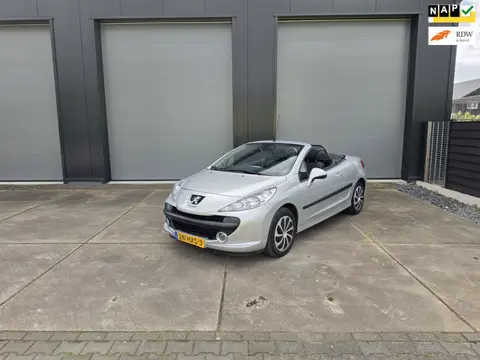 Peugeot 207 CC 1.6 VTi