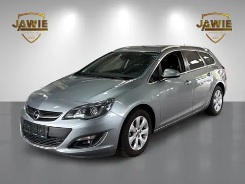 Opel Astra Sports Tourer 1.4 Turbo Cosmo (bj 2015)