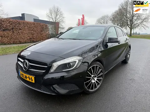 Mercedes-Benz A-klasse 180 NAP/NAVI/CLIMA/APK 2027
