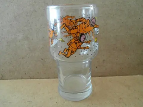 Suske en wiske glas 4 adv7393