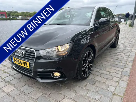 Audi A1 1.2 TFSI Attraction Pro Line Business navigatie airco/ecc apk