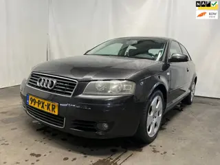 Audi A3 2.0 TDI Ambition SCHADEAUTO!