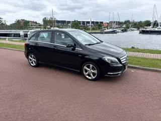 Mercedes-Benz B-klasse 200 Ambition