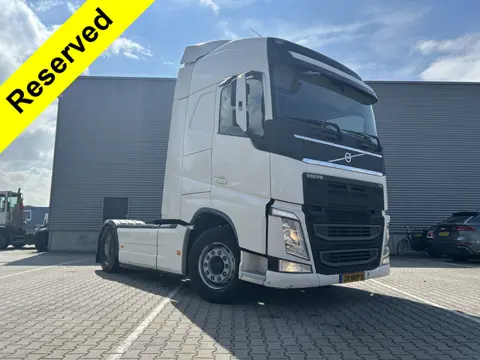 Volvo FH 460 Globetrotter / 771 dkm / Tacho V2 / VEB+ / 2 Tanks / APK TUV 02-27