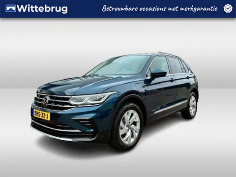 Volkswagen Tiguan 1.4 TSI eHybrid R-Line Business+ / 18"LMV / PANODAK / CAMERA / Elektr. Klep / APP.