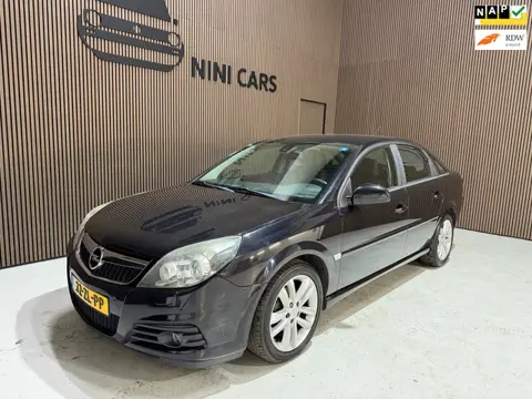 Opel Vectra GTS 1.8-16V Executive