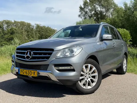 Mercedes-Benz M-klasse 350 BlueTEC / Automaat / Nieuwe EGR / 1ste eigenaar / Navi. / Camera / Uitkla
