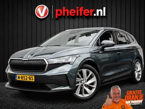 Škoda Enyaq iV 80 204pk SOH 92% Stuurverwarming/ Camera/ Half leer/ Adapt. cruise/ Blindspot/ Carpla