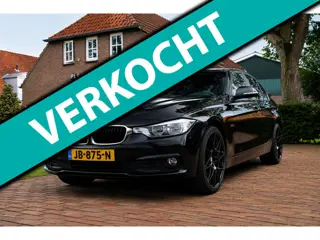 BMW 3-serie 316d Corporate Lease Essential | Navigatie | Facelift Model | 19 Inch | Historie | Orig.