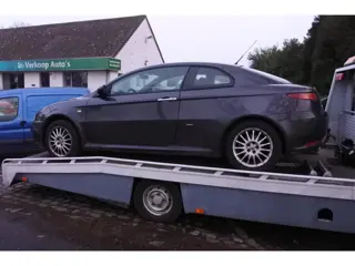 Alfa Romeo GT 1.8 T.Spark Impression motor schade distr.riem kapot