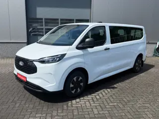 FORD TRANSIT CUSTOM Kombi 9 pers.  Vol. elektr. 71 kWh .  340 L2H1 100kW Trend  Climate Controle tweede zitrij All Season banden