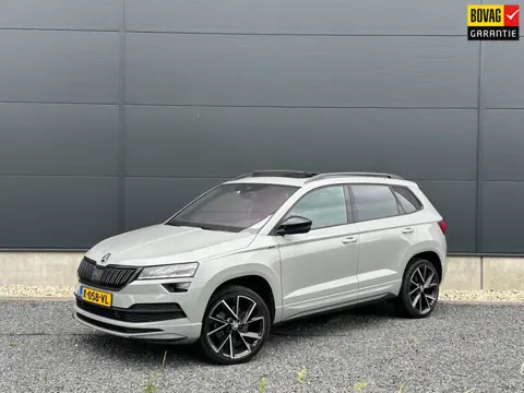 Skoda Karoq 1.5 TSI ACT Sportline Business Pano | Leder | Clima | Trekhaak