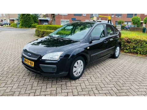 Ford Focus 1.6-16V Champion