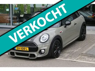 Mini 3-Deurs 1.5 Cooper PANO-DAK NL-AUTO NAP AUTOMAAT!
