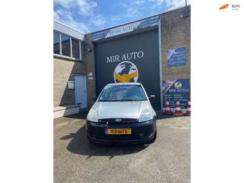 Ford Fiesta 1.3-8V Champion
