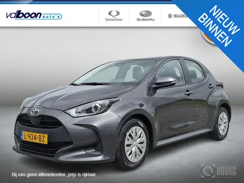 Toyota Yaris 1.0 VVT-i Active NAVI | CRUISE | CAMERA | NL-auto | rijklaarprijs !!