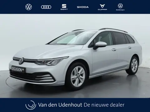 Volkswagen Golf Variant 1.0 TSI 110pk Life / Navigatie / Parkeersensoren / Trekhaak