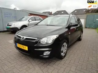 Hyundai I30 CW 1.4i Blue Dynamic KM 260241 NAP AIRCO)