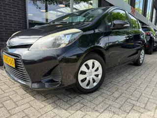 Toyota Yaris 1.5 Full Hybrid Aspiration | Clima | Dealer onderhouden |