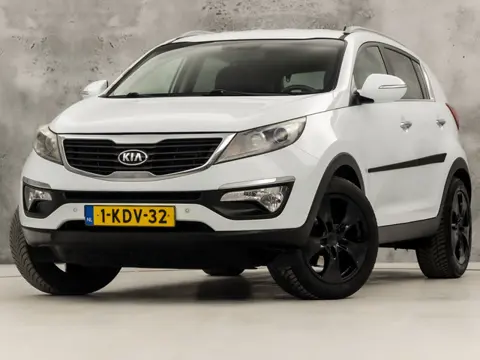 Kia Sportage 1.6 GDI Sport (NAVIGATIE, CLIMATE, GETINT GLAS, CAMERA, SPORTSTOELEN, TREKHAAK, CRUISE,