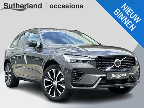 Volvo XC60 2.0 T6 Plug-in hybrid AWD R-Design | Leder | Pano | 360 Camera | H&K Audio | Adaptive Cru