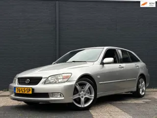 Lexus IS SportCross 200 Business | Stoelverwarming | NAP