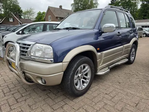 Suzuki Grand Vitara 2.0 4WD / AIRCO