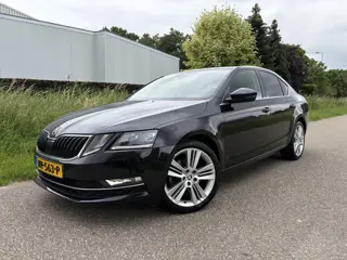 Škoda Octavia 1.8 TSI Greentech Style Business / AUTOMAAT / NAVI / CRUISE