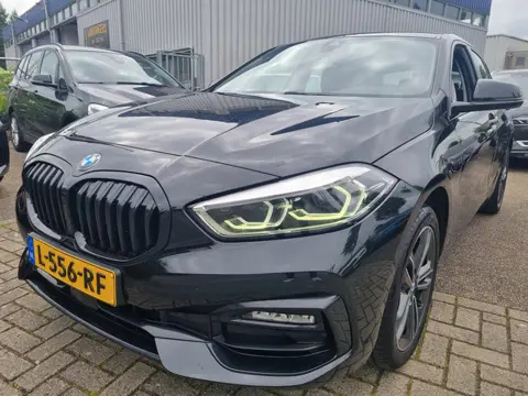 BMW 1-serie 118i Business Edition Plus Sportleder Navi
