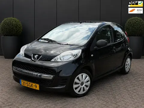 Peugeot 107 1.0-12V XR AIRCO APPLE CARPLAY APK 06-06-2027 NAP 5 DEURS
