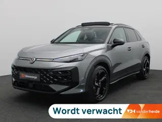 Volkswagen T-Roc 1.5 eTsi R-Line First Edition 150PK DSG Pano-Schuifdak, Trekhaak, Black Style, 20" 