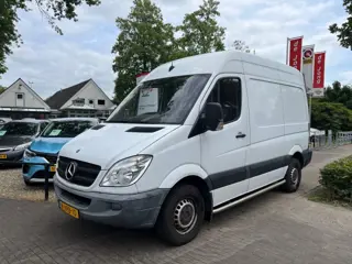 MERCEDES-BENZ SPRINTER 310 2.2 CDI 325 HD 3-PERSOONS / LAADKLEP / CAMERA / ELEK. RAMEN / RADIO-CD
