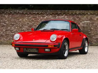 Porsche 911 3.2 Carrera Coupé "In well-preserved condition" Documented and maintained with German pr