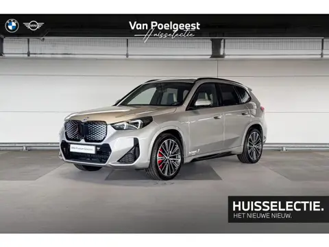 BMW iX1 eDrive20 67 kWh M Sport Edition | M Sportpakket Pro | Innovation Pack | Comfort Pack | Trave