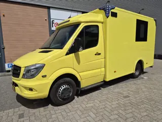 Mercedes-Benz Sprinter 519 ambulance geheel compleet topstaat v6 MARGE euro6 klein rijbewijs mogelij