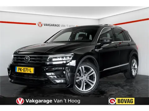 Volkswagen Tiguan R-Line|Panoramadak|Head-up|Virtualcockpit|Stoelverwarming
