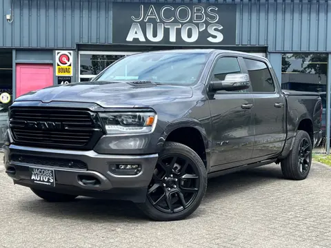 Dodge RAM 1500 5.7 V8 4x4 Crew Cab Laramie