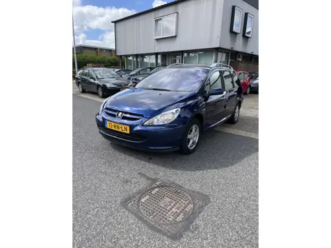 Peugeot 307 SW 1.6 16V Premium Keurig nette stationwagen. Nieuwe Apk keuring bij aankoop(evt zo mee 