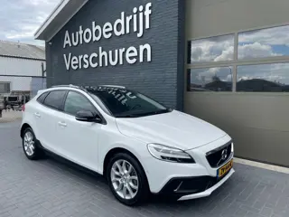 Volvo V40 Cross Country 1.5 T3 Polar+ Luxury pano trekhaak stoelverwarming harman kardon