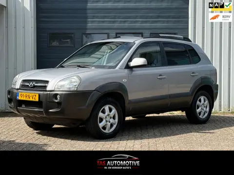 Hyundai Tucson 2.0i Dynamic AIRCO / 115.781 KM / NAP