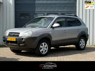 Hyundai Tucson 2.0i Dynamic AIRCO / 115.781 KM / NAP