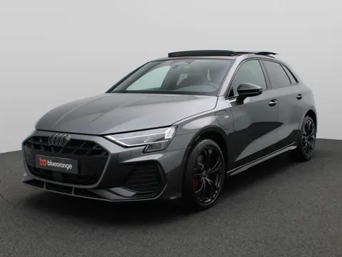 Audi A3 Sportback 45 TFSI e S edition Competition 272PK S-Tronic S-Line, Pano-Schuifdak, Memorystoel