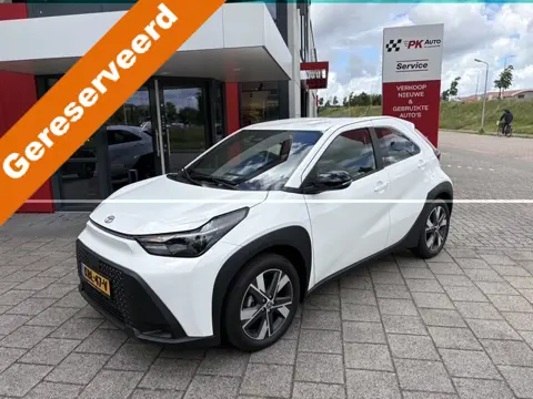 Toyota Aygo X Hybrid 115 envy | Navi | Camera | Cruise | 676 km Nieuwe Auto