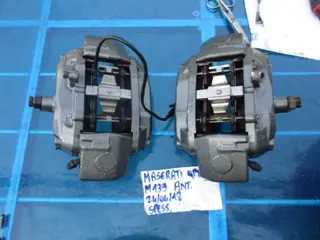Front brake calipers for Maserati Quattroporte M139